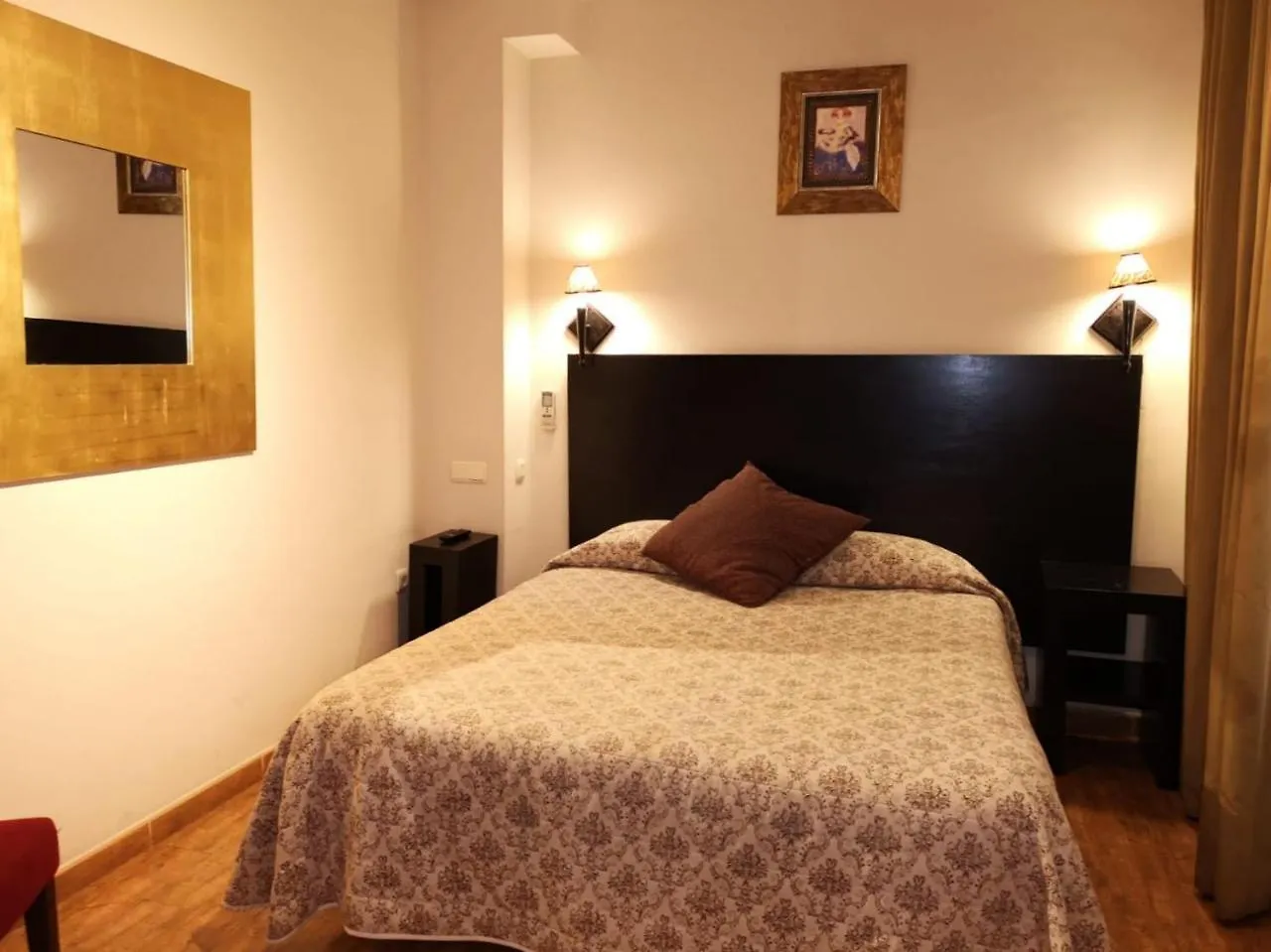 Pensjonat Hotel Hostal Tres Soles Nerja